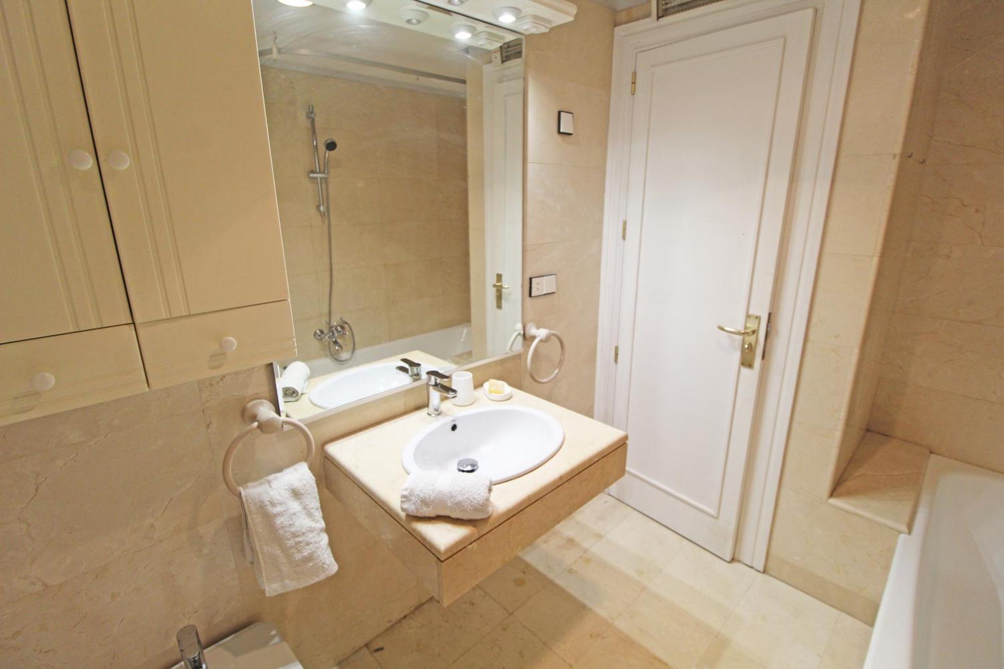 Apartamento Castle Views. Terrace. Design Style. Ac. Wifi. Refurbished. Supercentric. Alicante Exterior foto